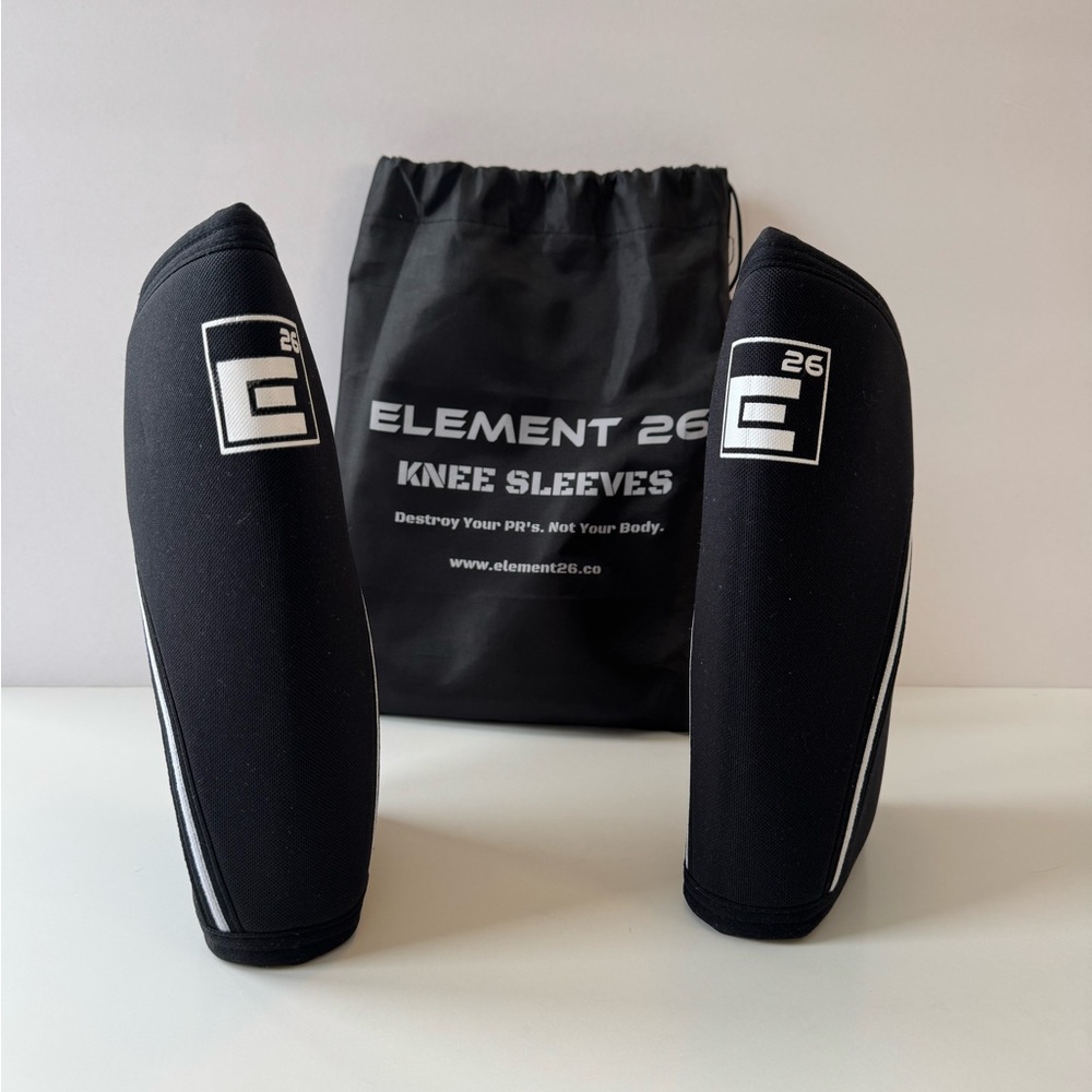 Element Black Knee Sleeves